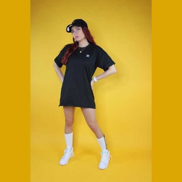 ♥️SOLD♥️Adidas Originals Black Trefoil Shirt Dress - Picture 3 of 8